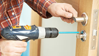 Automotive Locksmith at 02139, Massachusetts